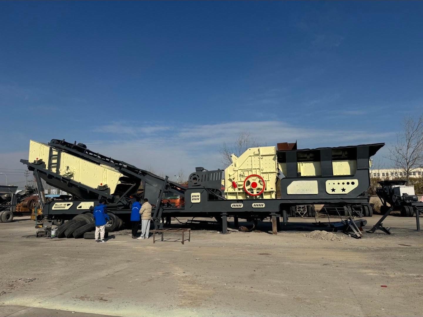 Mobile impact crushing plant
