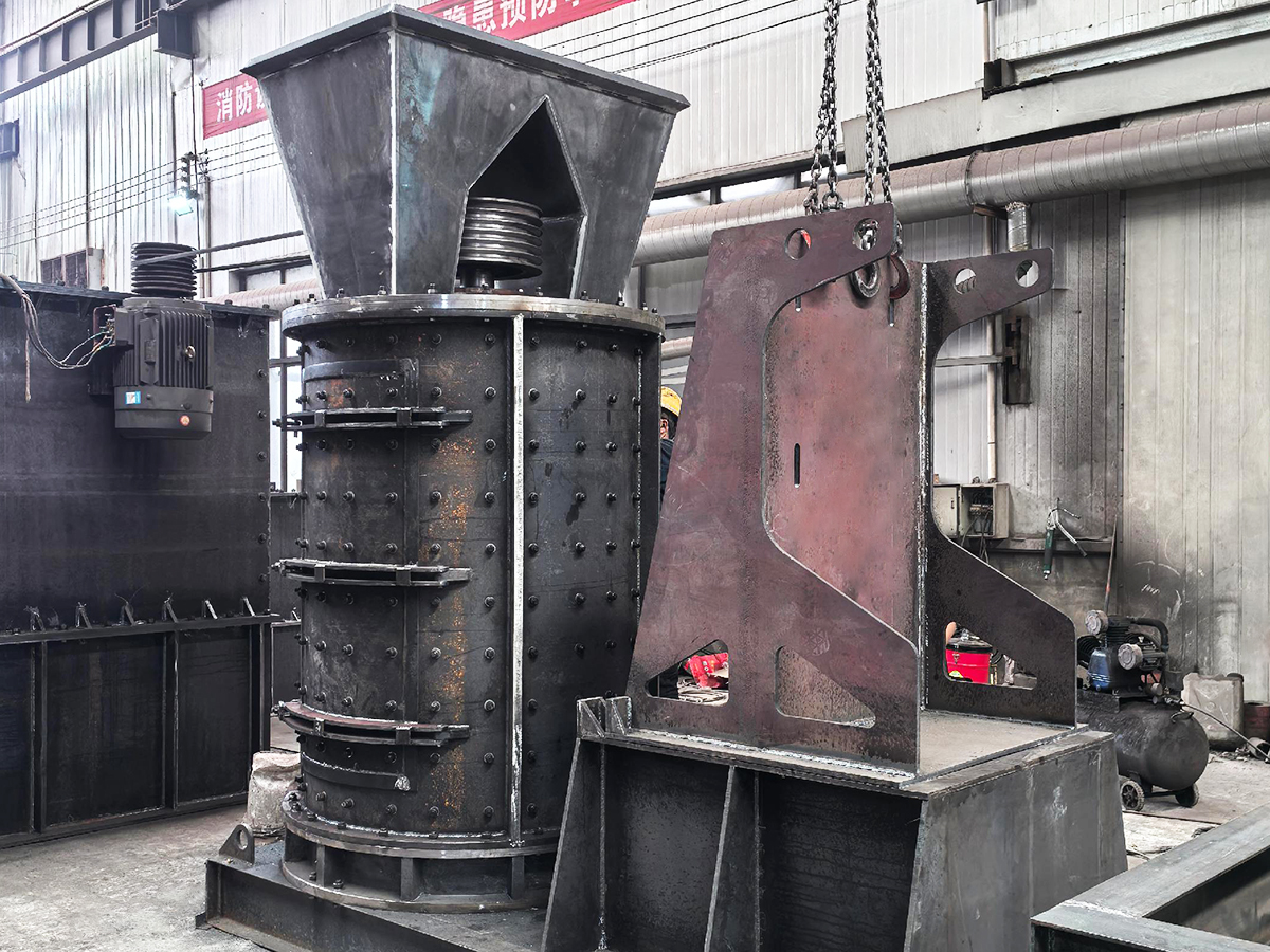 Vertical shaft sand making machine