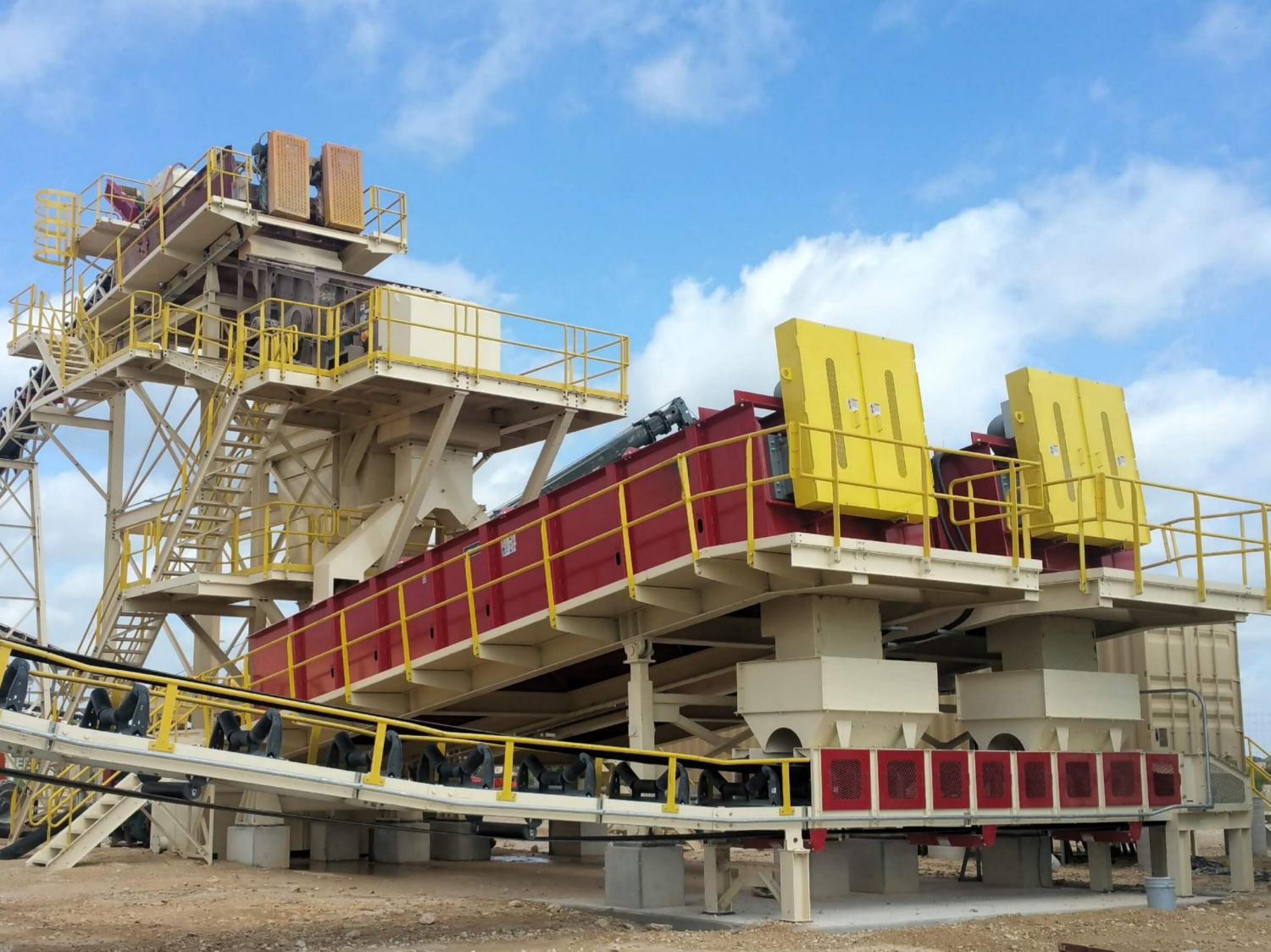 Trough type ore washer