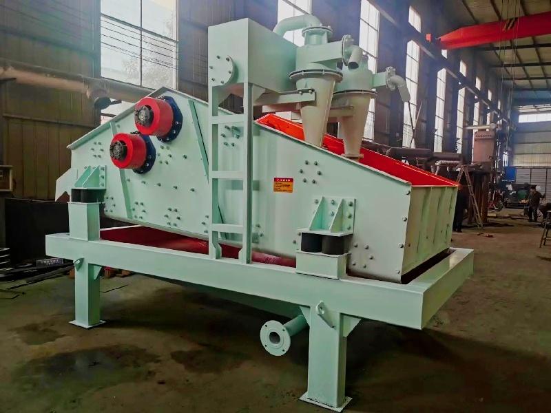 Fine sand recycling machine