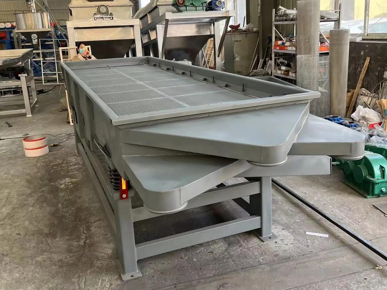 Linear vibrating screen