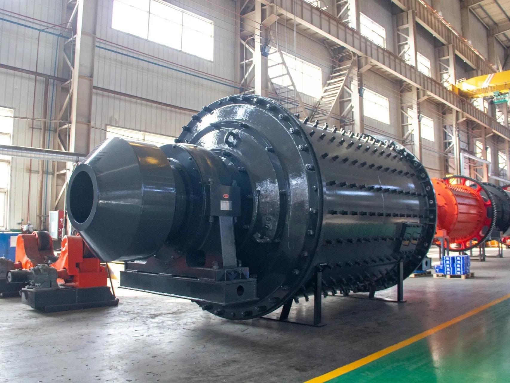Wet grinding ball mill