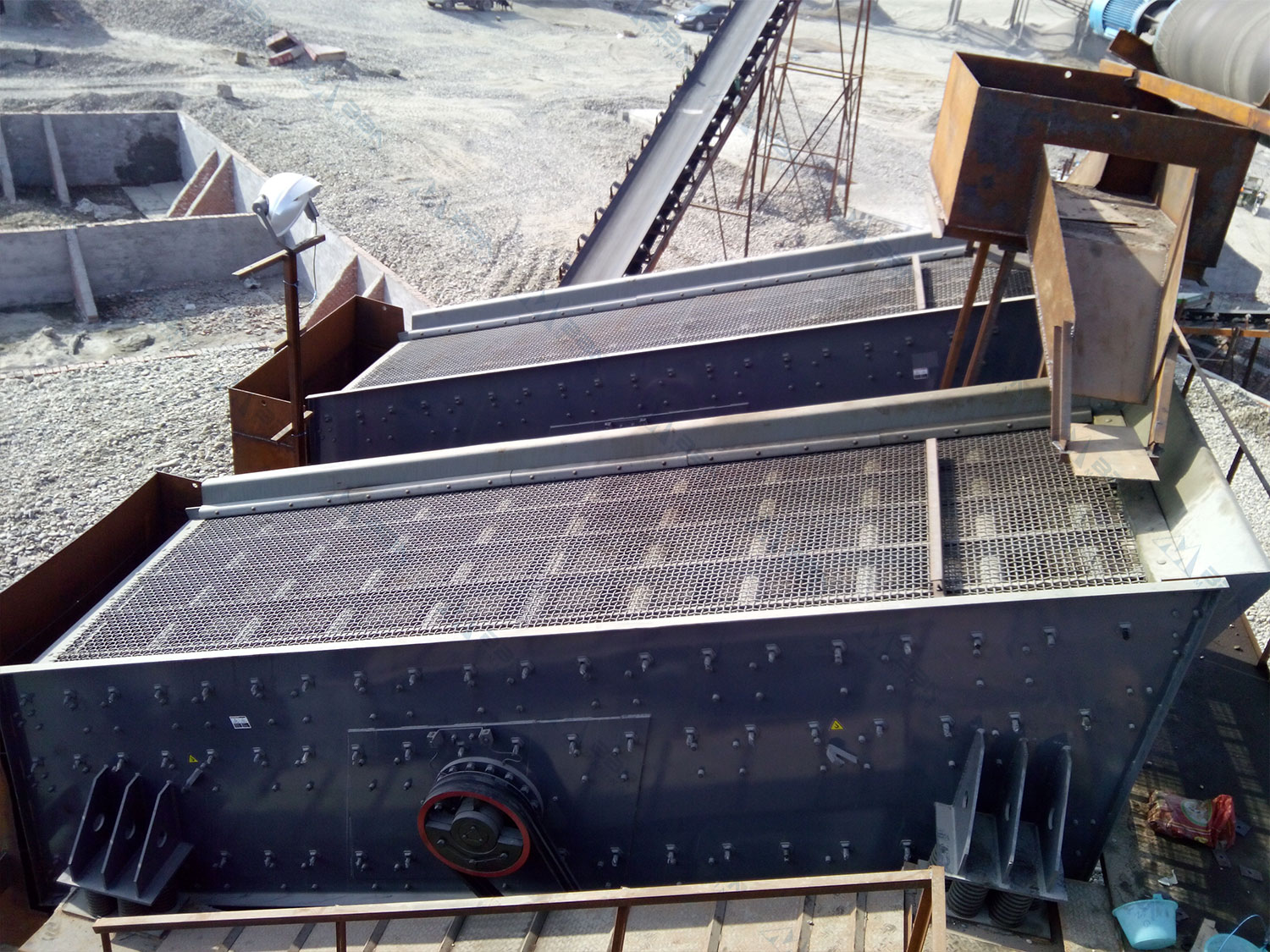 Vibrating Screen